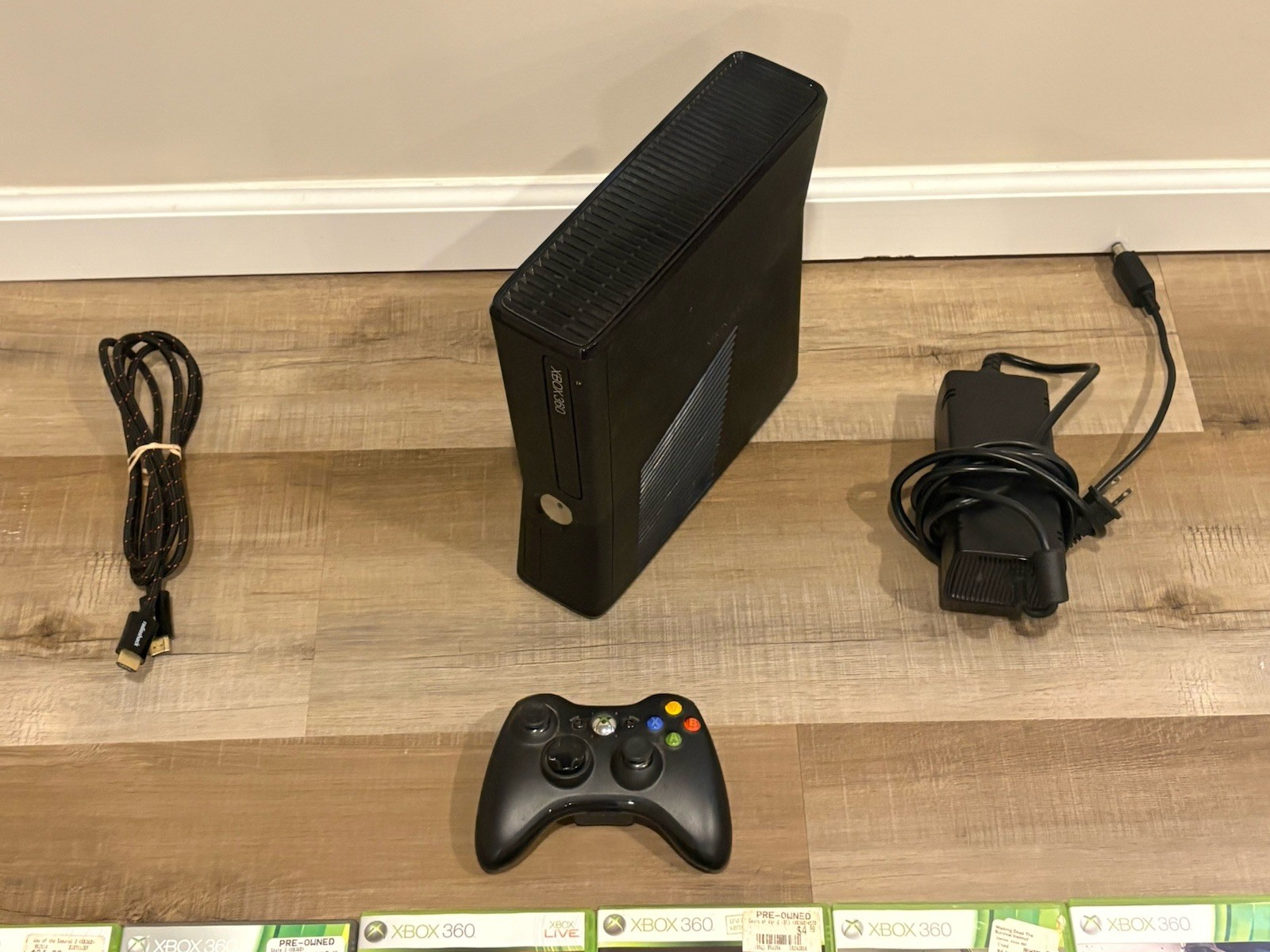 Microsoft Xbox 360 S 250GB Bundle – 37 Games & Controller – Tested & Working