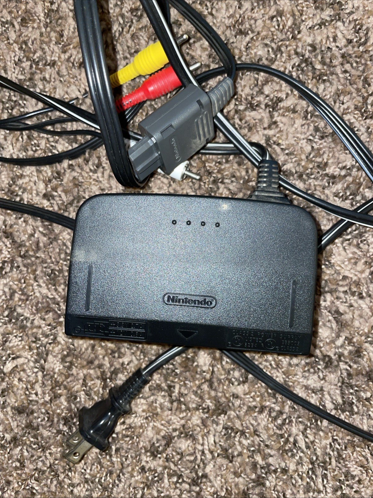 NINTENDO N64 CONSOLE NUS-001 WITH 1 CONTROLLER & CABLES – TESTED