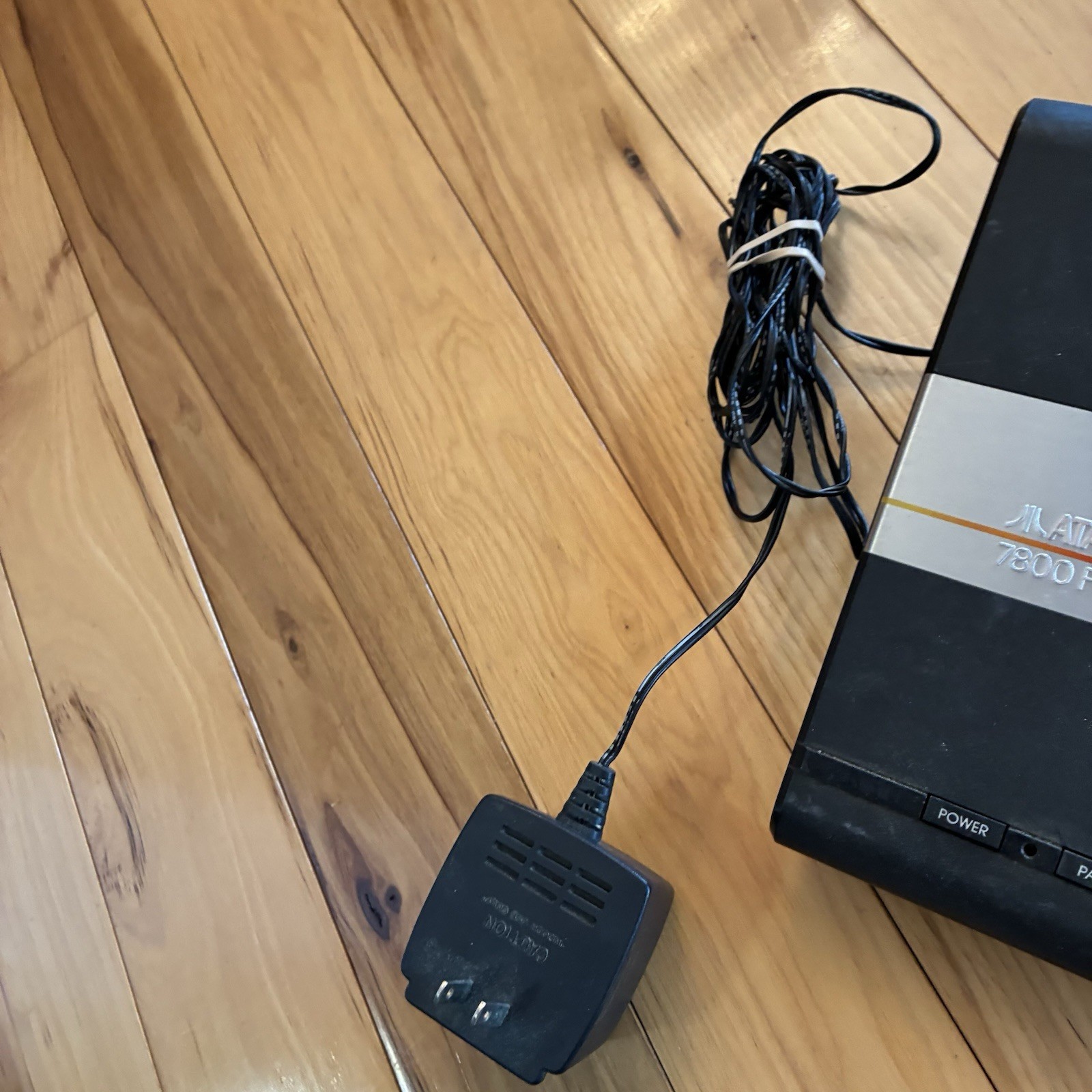 Atari 7800 ProSystem Black Silver Console w/ Paddle Controllers Vintage