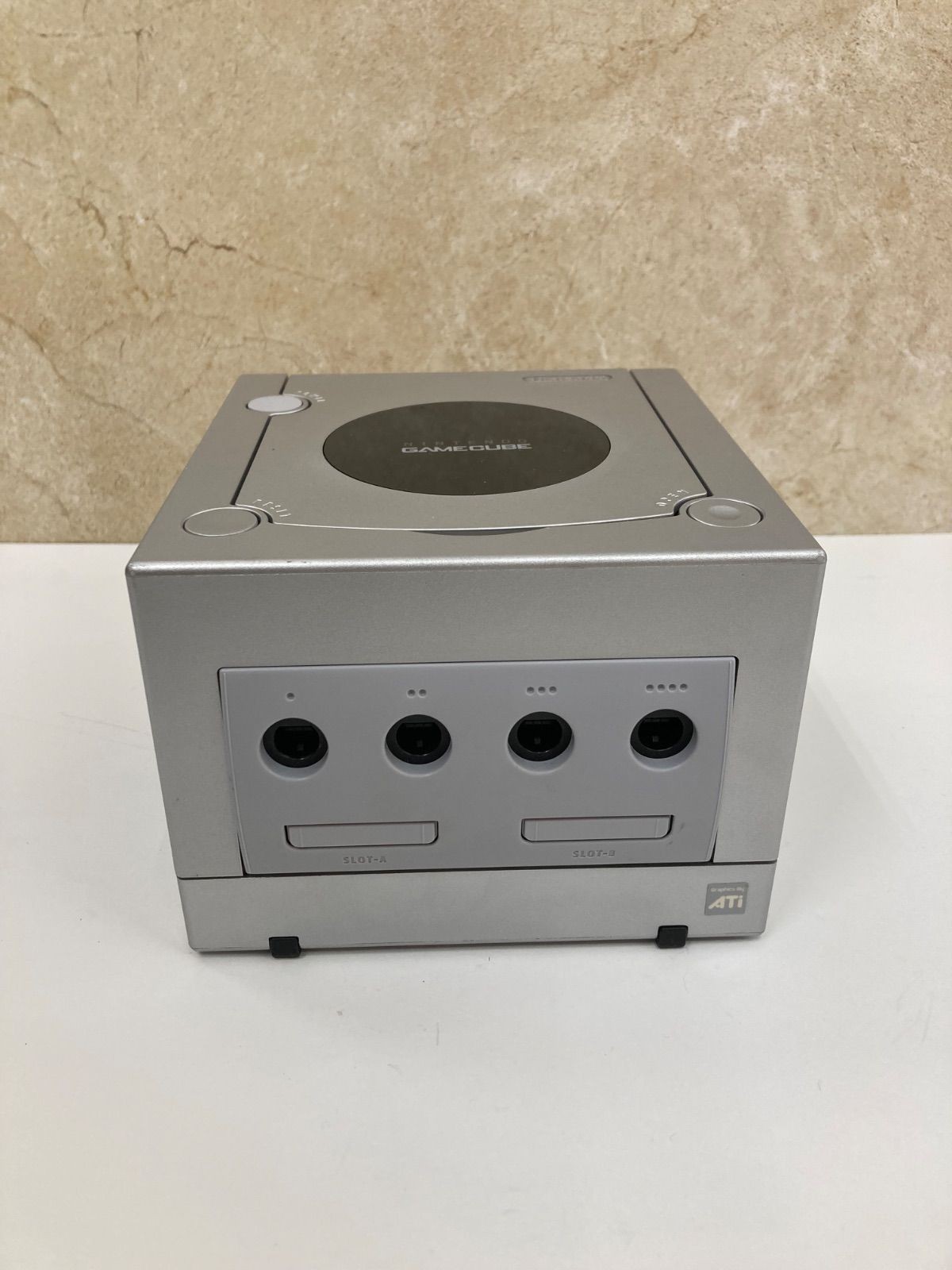 Nintendo GameCube Silver Game Console & GameBoy Player NTSC-U English s2029M