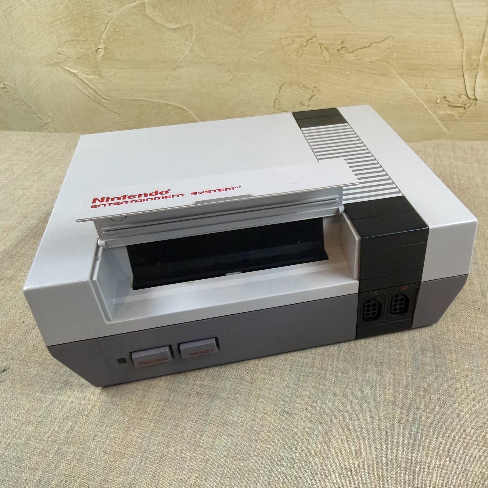 Nintendo NES Console Bundle OEM Controller New Pin Clean Tested No Yellowing