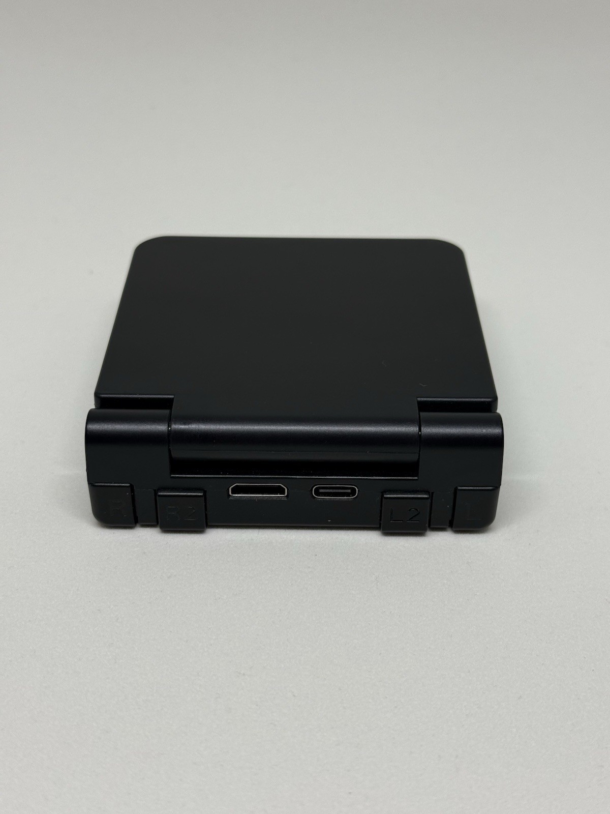 Black Miyoo Flip V1 Retro Handheld (Basic SD Card Included)
