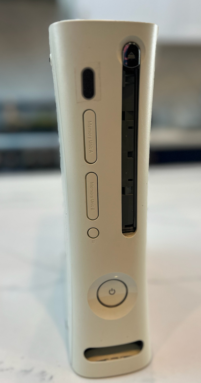 Microsoft Xbox 360 Pro 20GB Console – Matte White