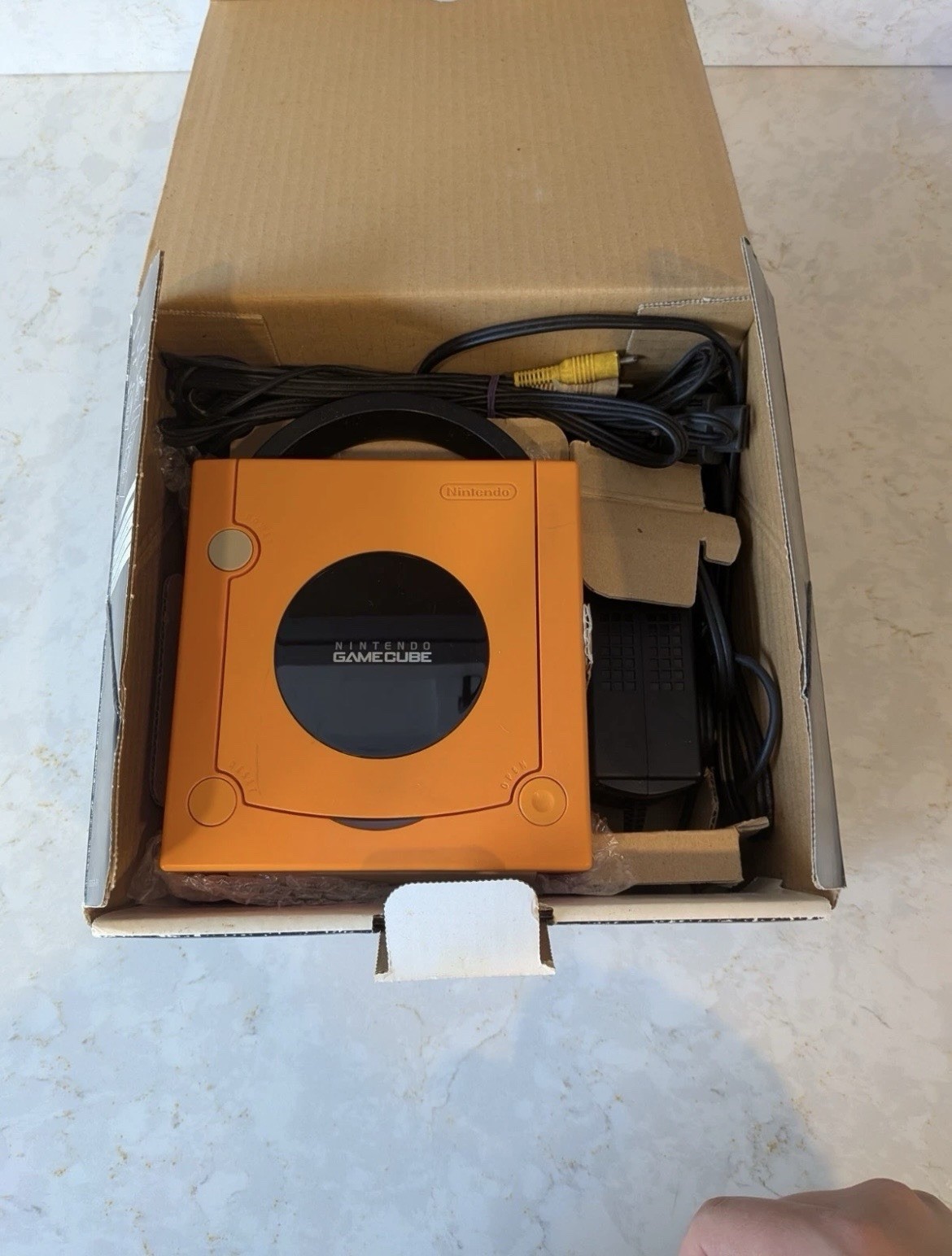 Nintendo GameCube Console Orange DOL-001 Boxed w/AV & Power Cables