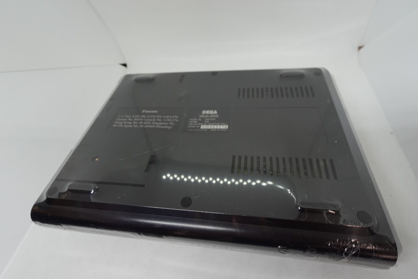 Sega Mega Drive HAA-2510 Console only NTSC-J Made in Japan fast ship unit only