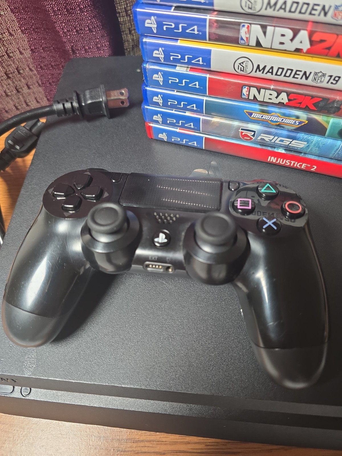 Sony PS4 PlayStation 4 Slim 1TB Console, 6 Games 1 Controller Bundle Works