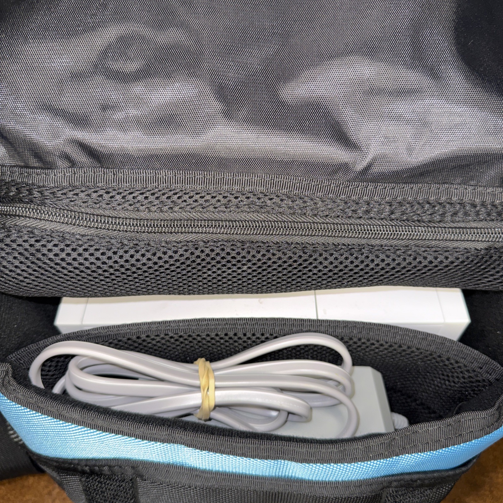 Nintendo Wii RVL-001 GameCube Compatible Console W/ Wii Bag W/ 12 Games Tested