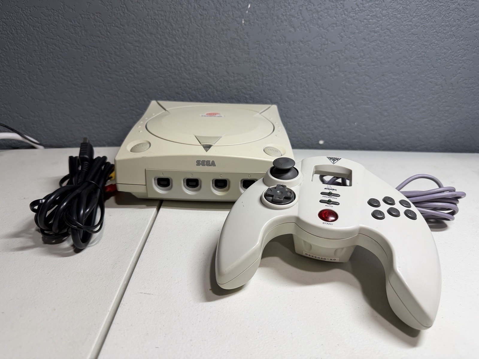 Sega Dreamcast White W/Third Party Controller, Tested/Working