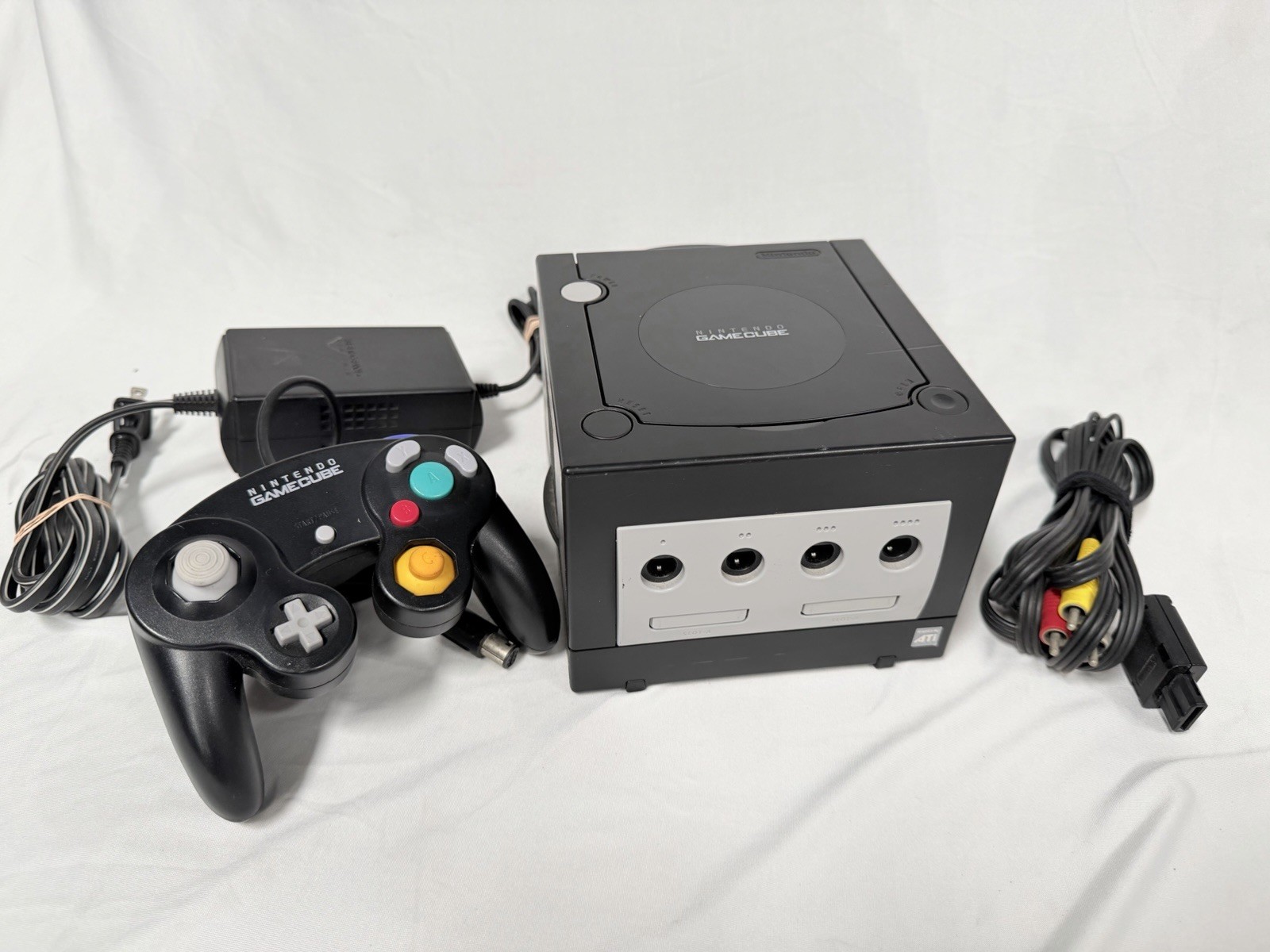 Nintendo GameCube Black Console DOL-101 / 1 Controller & Cords Bundle Tested