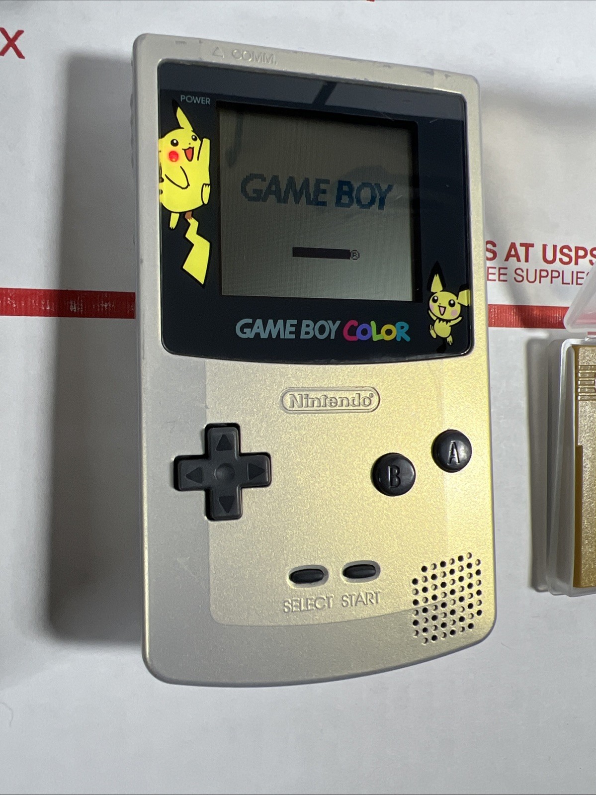 Nintendo GameBoy Color Pokémon Special Edition Pikachu Pichu + Pokémon GOLD