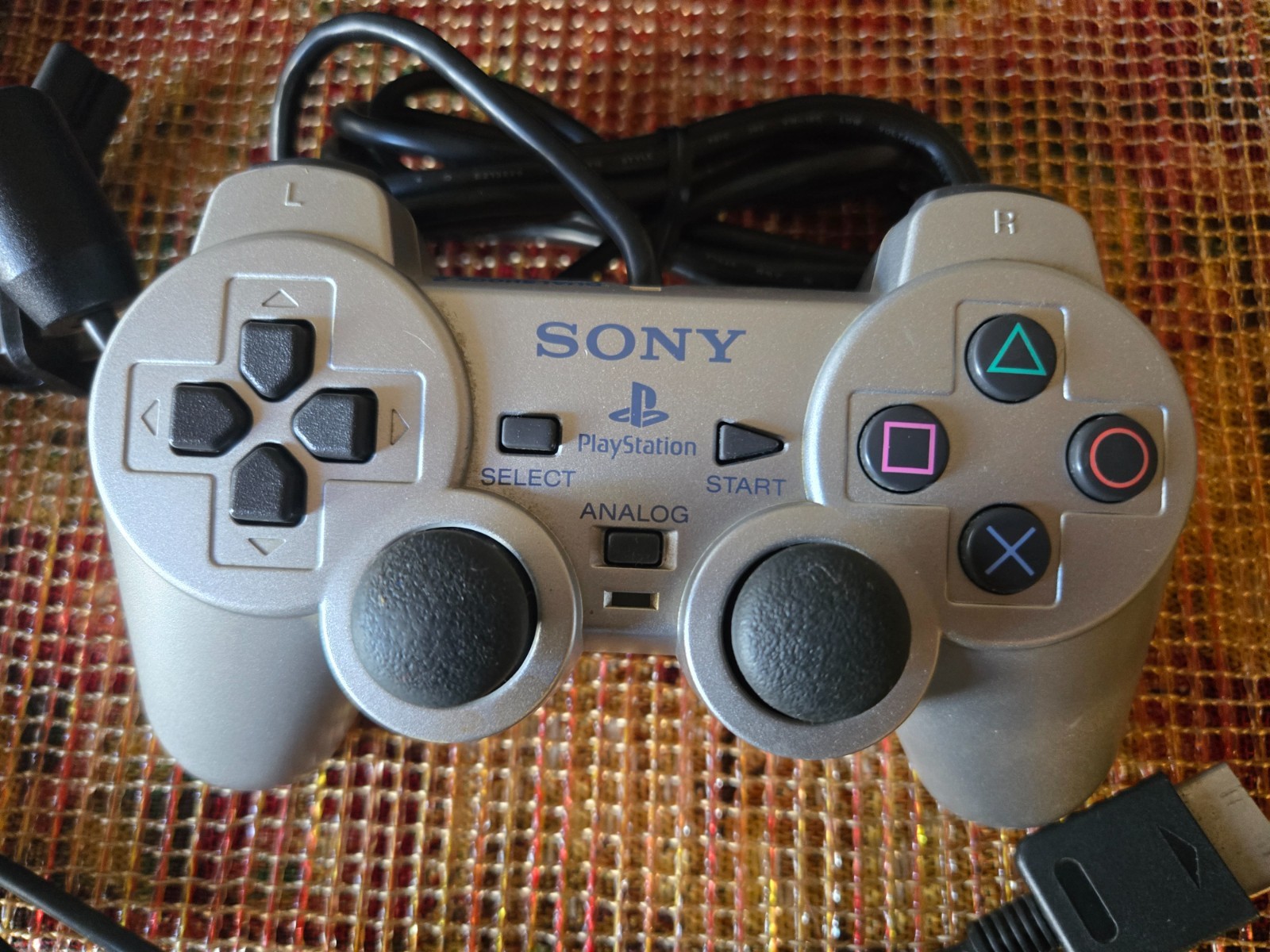 Sony PlayStation 2 PS2 Slim Silver Console SCPH-90001 With OEM Controller + Game