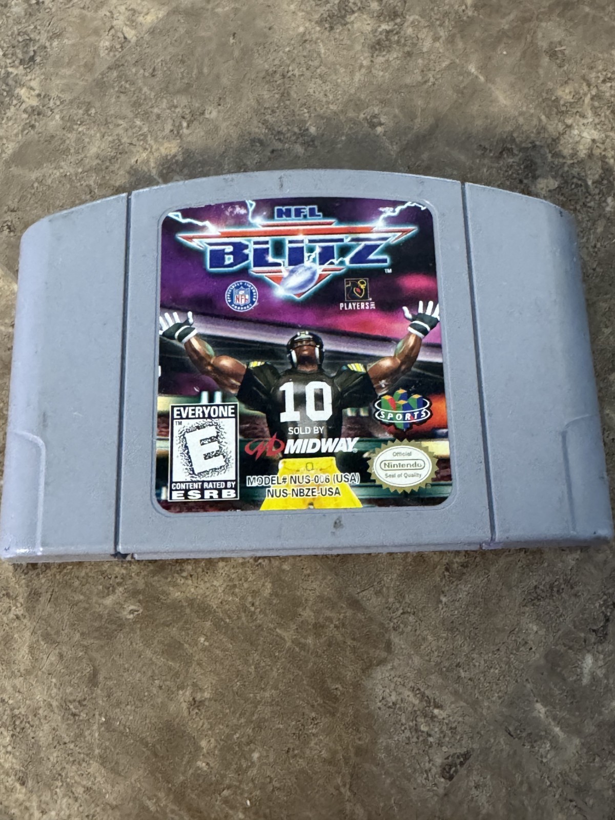 Nintendo 64 Console NUS-001(USA) + Controller + NFL Blitz + Bass Hunter 64 + WCW