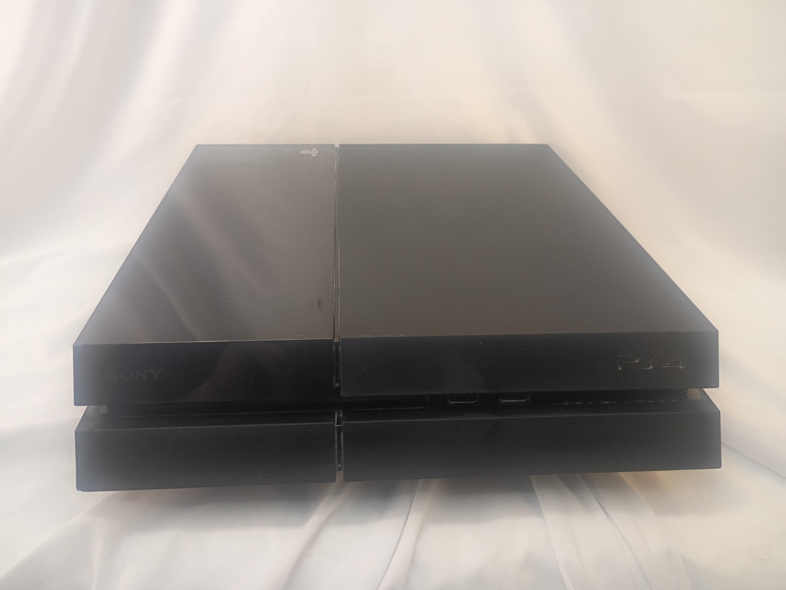 Sony Playstation 4 CUH-1001A PS4 500gb Console Only UNTESTED