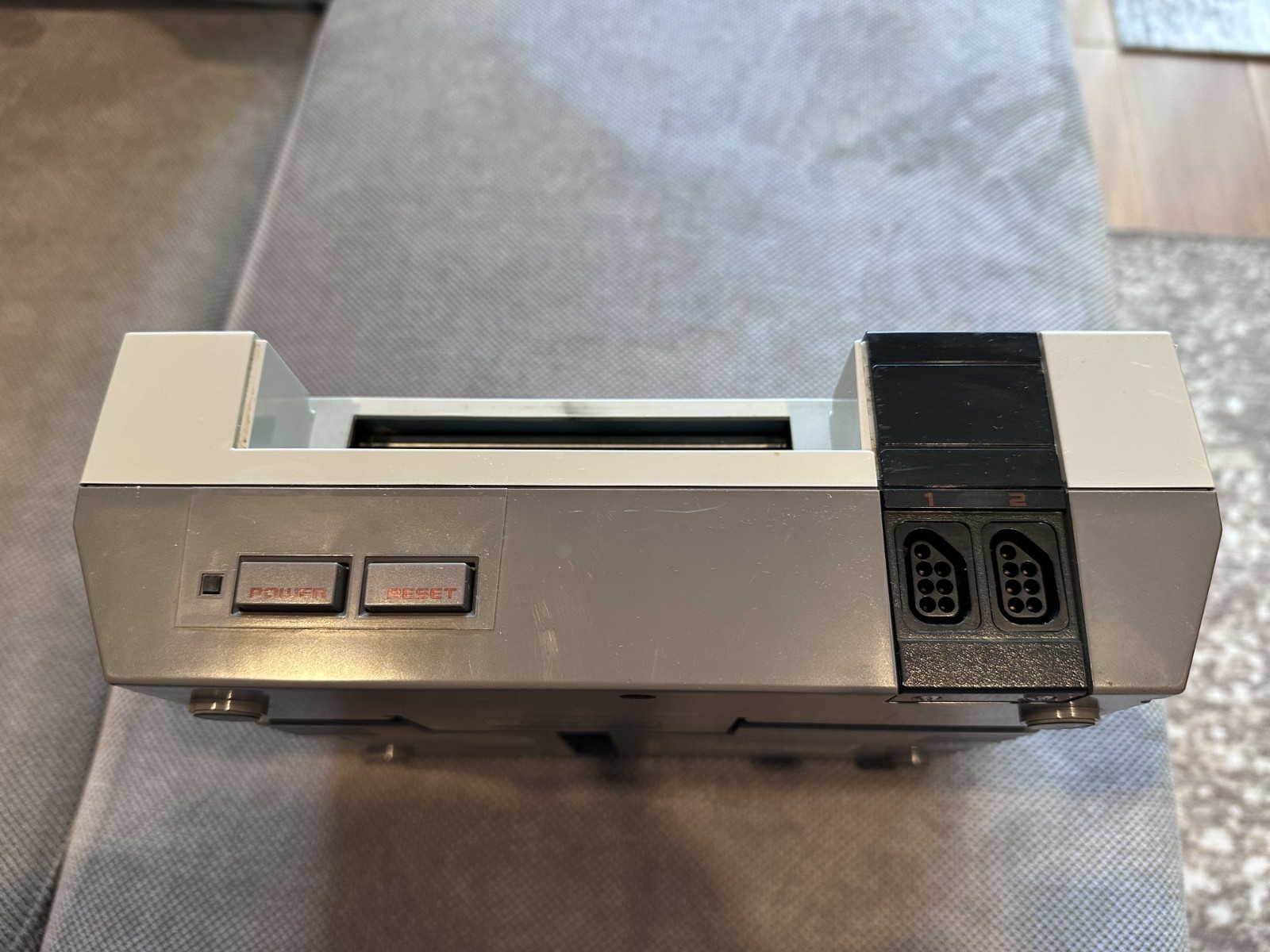 Nintendo Entertainment System NES Console – Gray (NES-001) Unknown/Parts