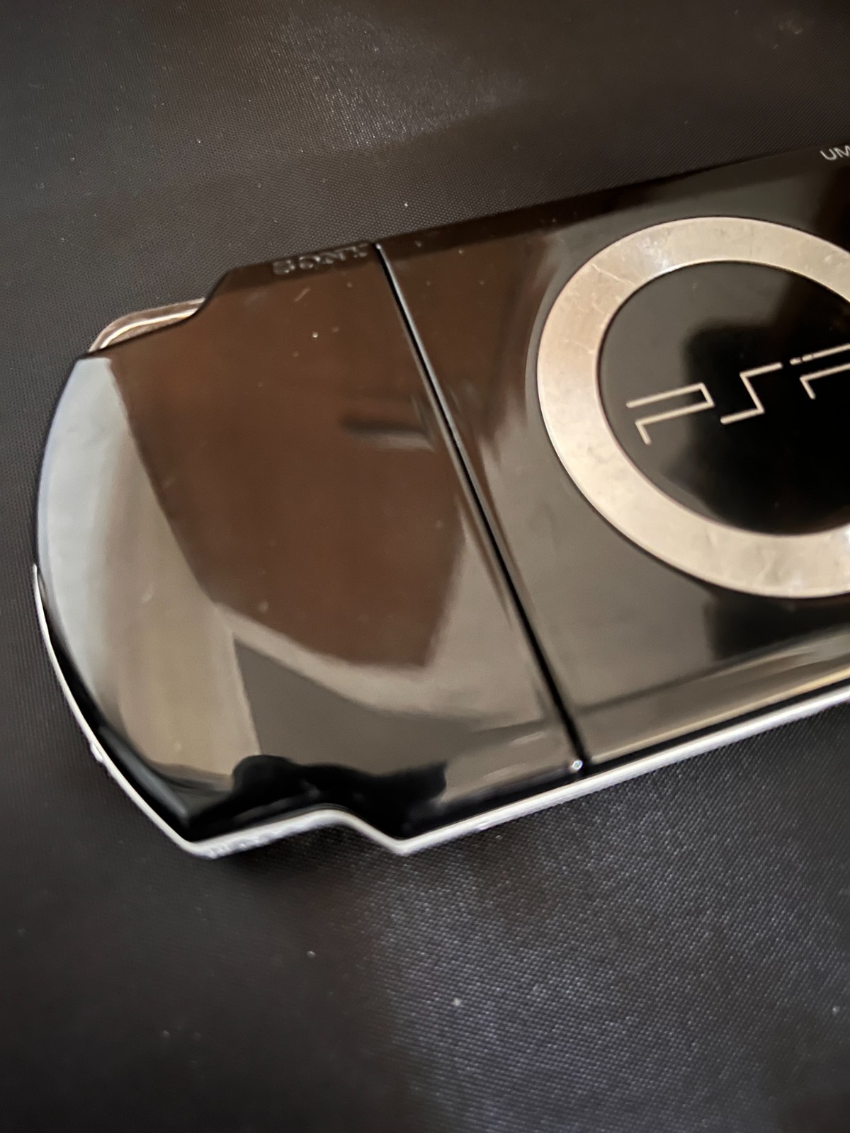 Sony PSP-2000 Black Console Working 2GB Memory Stick　Please read note Section
