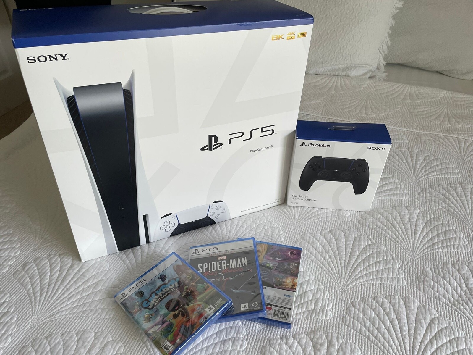 Sony PlayStation 5 PS5 Console Disc Huge Bundle Games + Controller