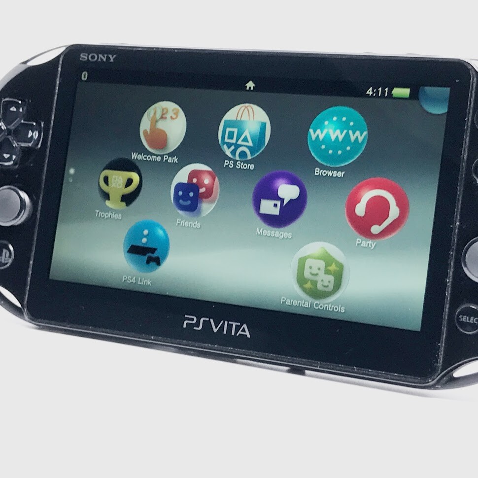 SONY PS Vita PCH-2000 Slim Black Wi-Fi LCD w/ Charger From Japan «Mint»