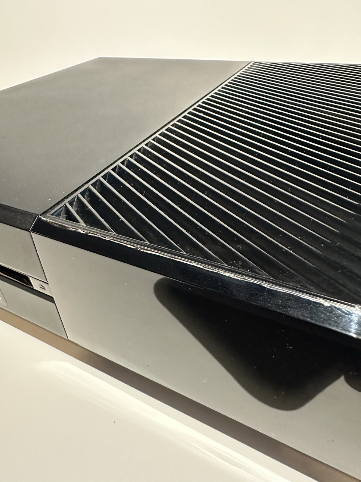 Xbox One 500GB Console w/ Cords & Controller Tested Working