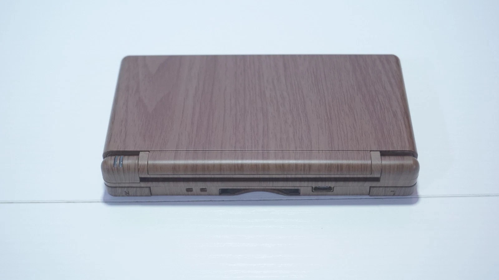 Nintendo DS Lite Brown Wood Grain Handheld Game System with Charger & Stylus Pen