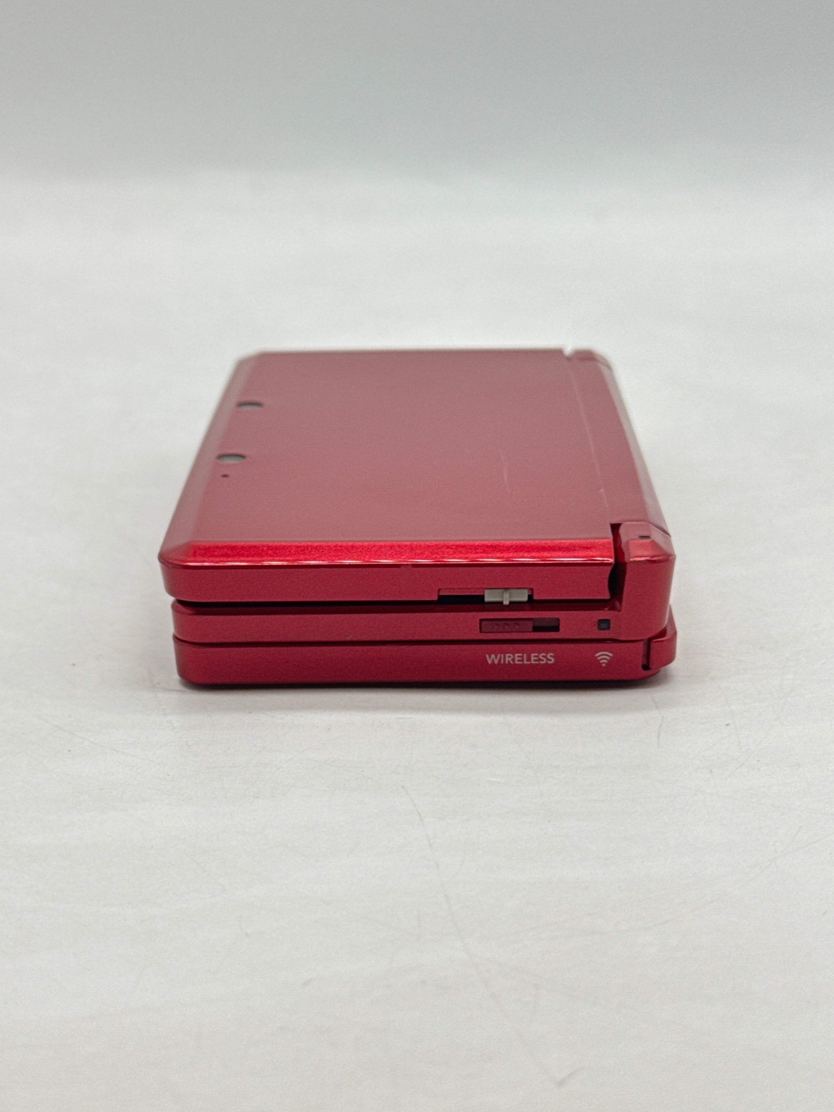 Nintendo 3DS CTR-001 (JPN) Red Video Game Handheld Console