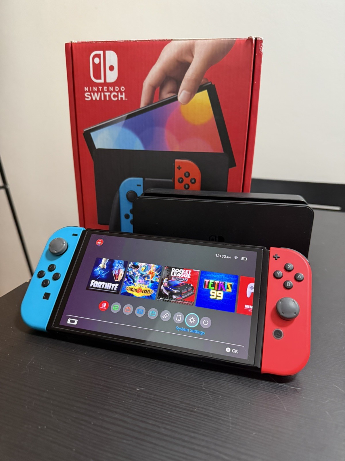Nintendo Switch OLED Model HEG-001 Handheld Console – 64GB + Mario Kart 8