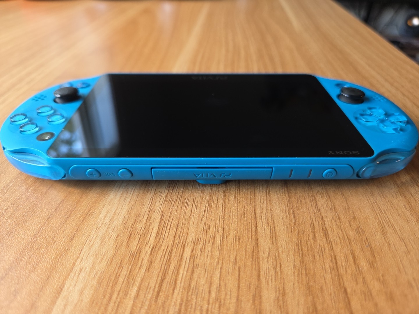 Sony PS Vita 2000 Slim PCH-2000 – Aqua Blue (buttons and sticks unresponsive)