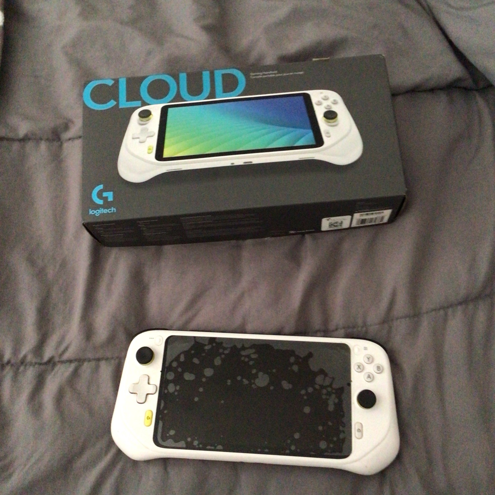 Logitech G Cloud Gaming Handheld Console White, 64GB