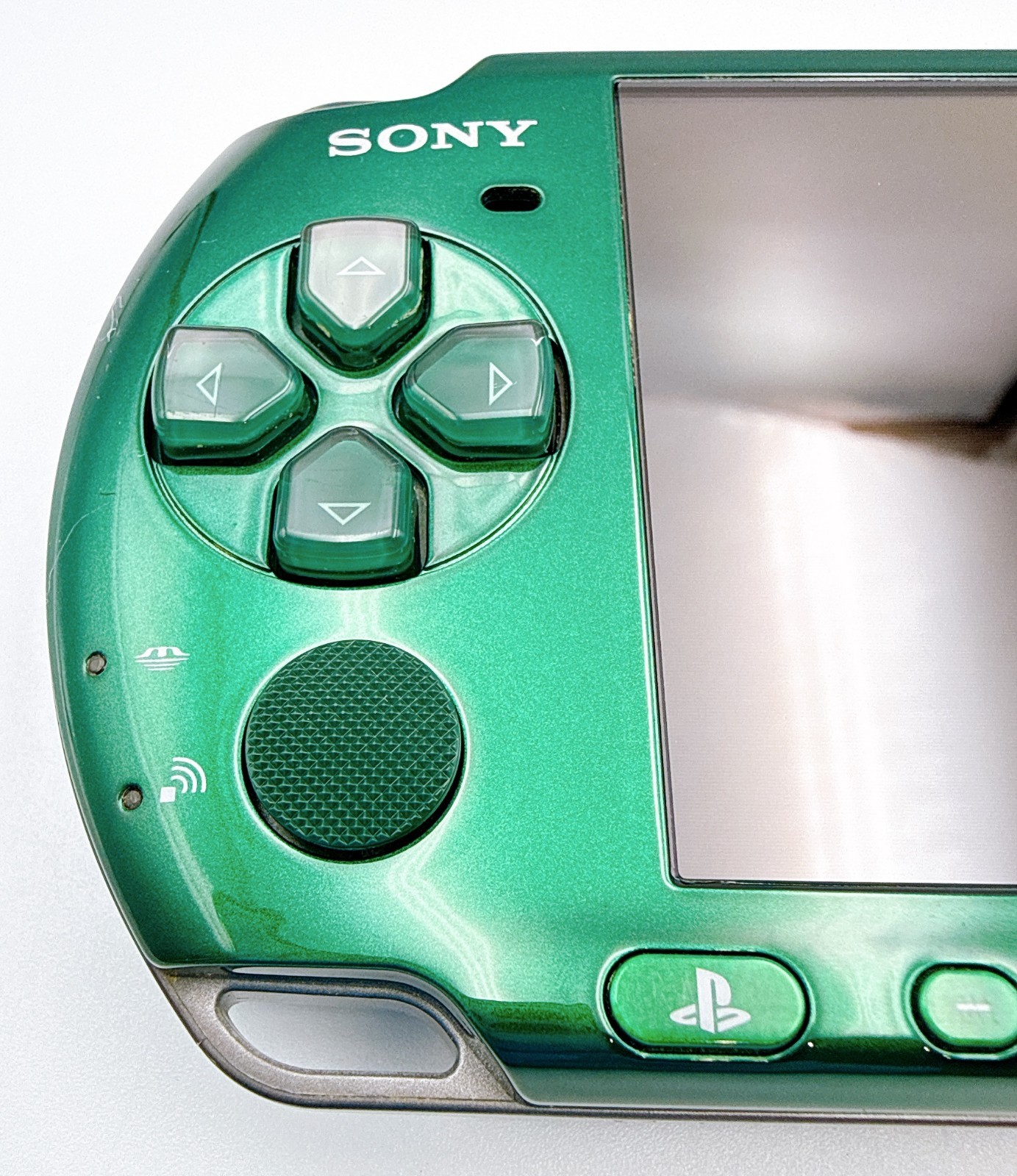 Sony PSP-3000 PSP 3000 Console Green Color Region free w/pouch, 8GB – Excellent