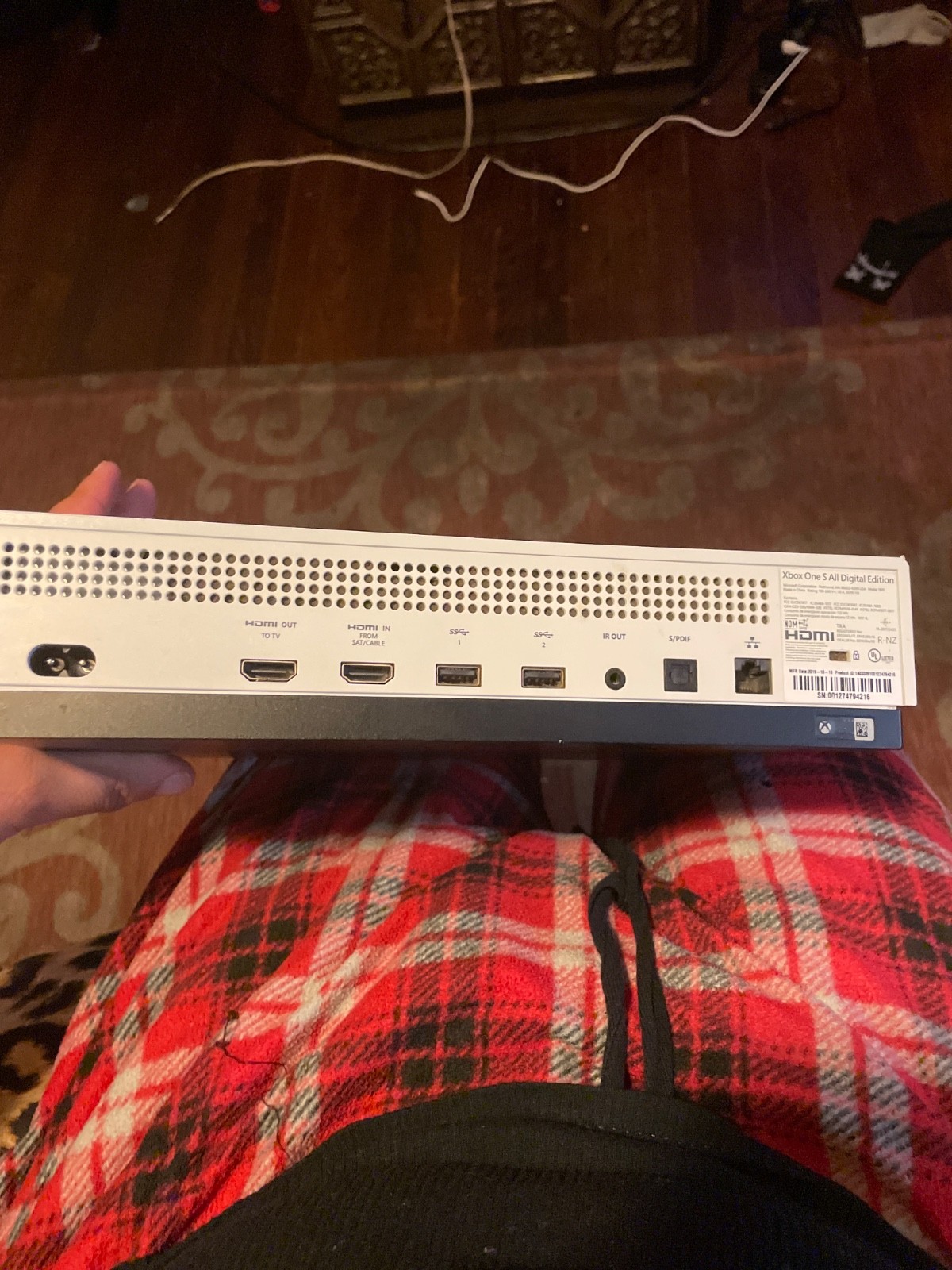 Xbox One S 1tb Robot White Special Edition all digital