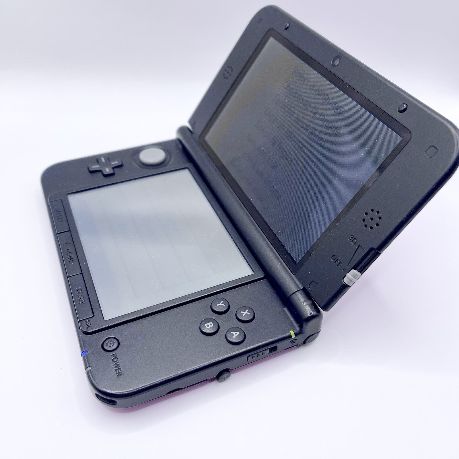 Nintendo 3ds XL Console Red + Charger & Stylus. Working AUS Region. Free Postage