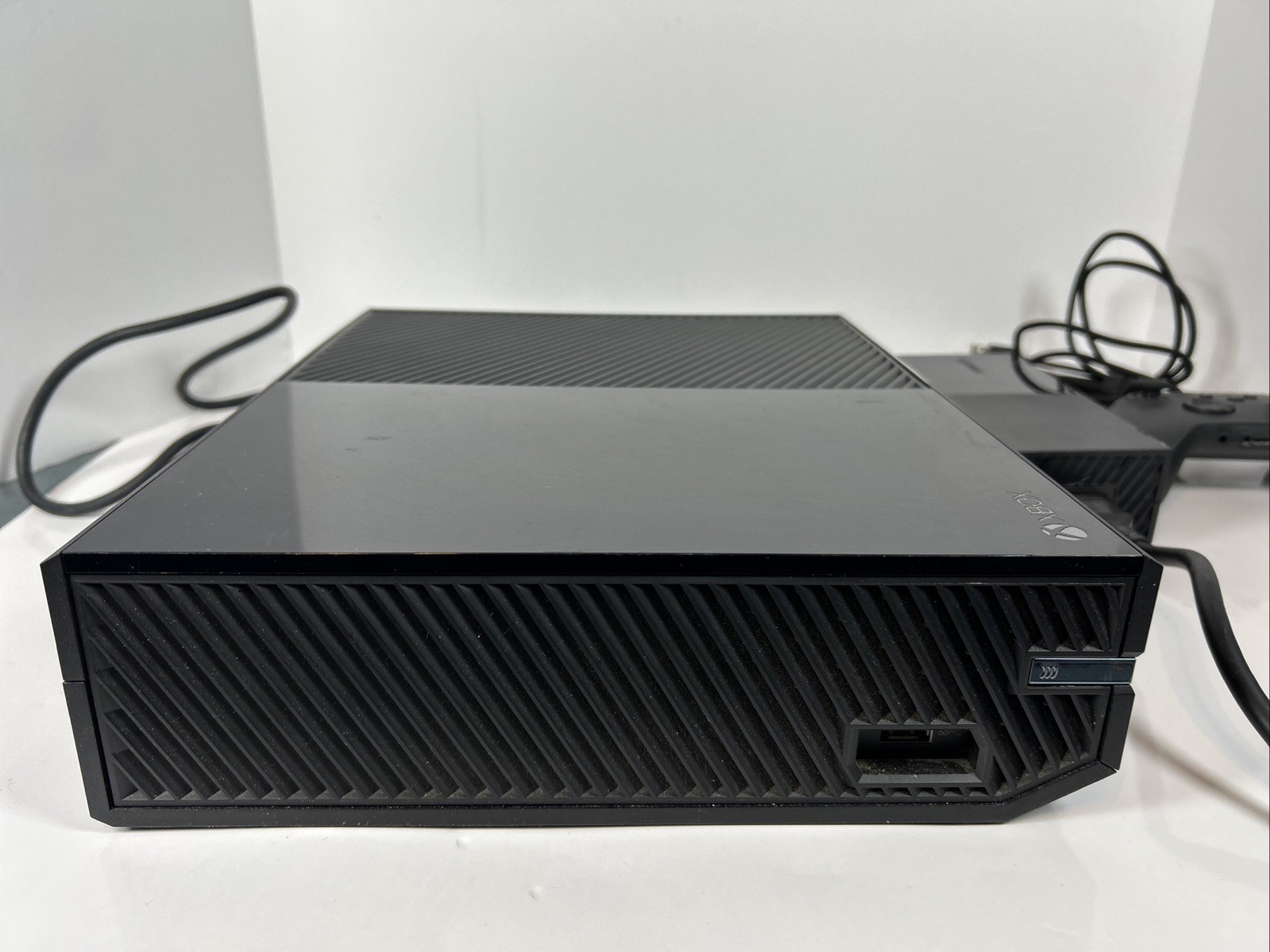 Xbox One Original Pre Release Console Bundle Model 1540 MFR Date 2013/9/9 Tested