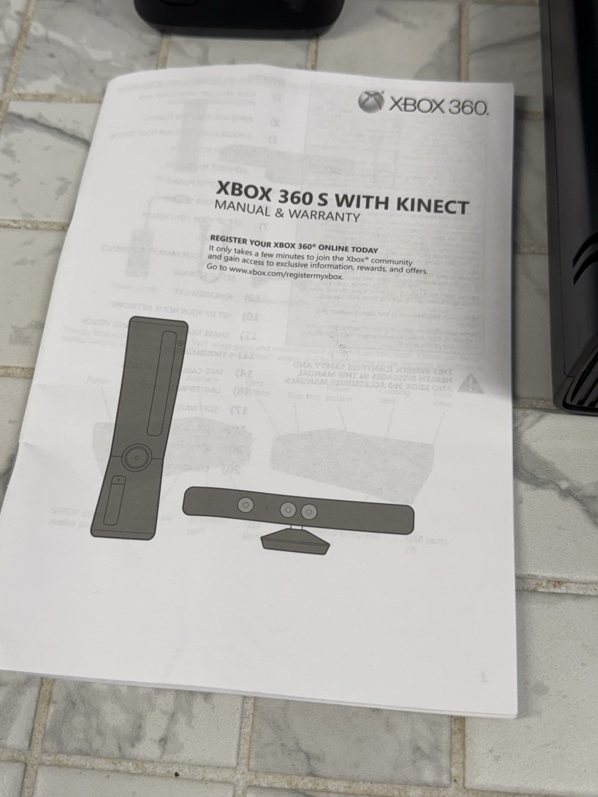 Microsoft Xbox 360 S Gaming Console & Kinect Black No Games Blu Controller READ!