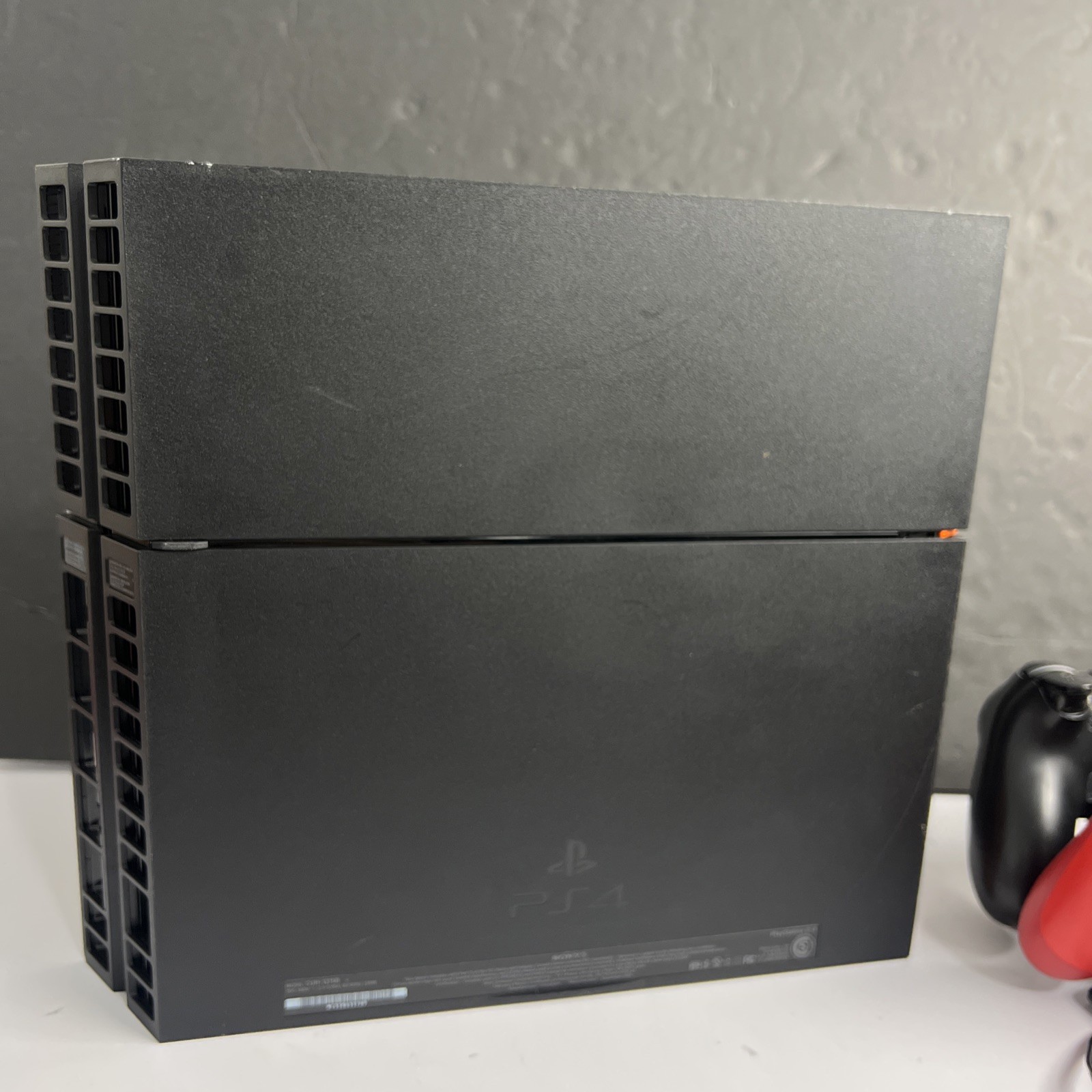 Sony PlayStation 4 PS4 Call of Duty: Black Ops III Edition Console & Controllers