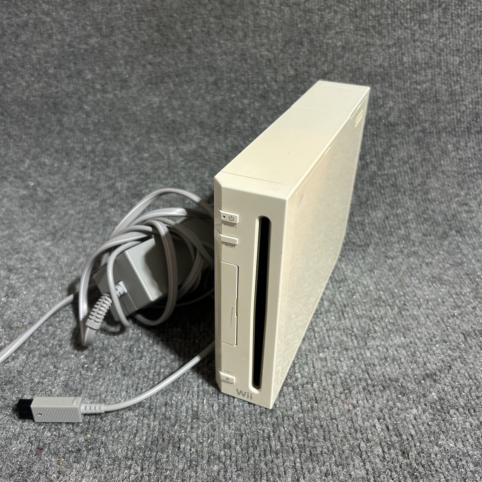 Nintendo Wii RVL-001 (USA) White Console & Power Supply Only Tested & Works