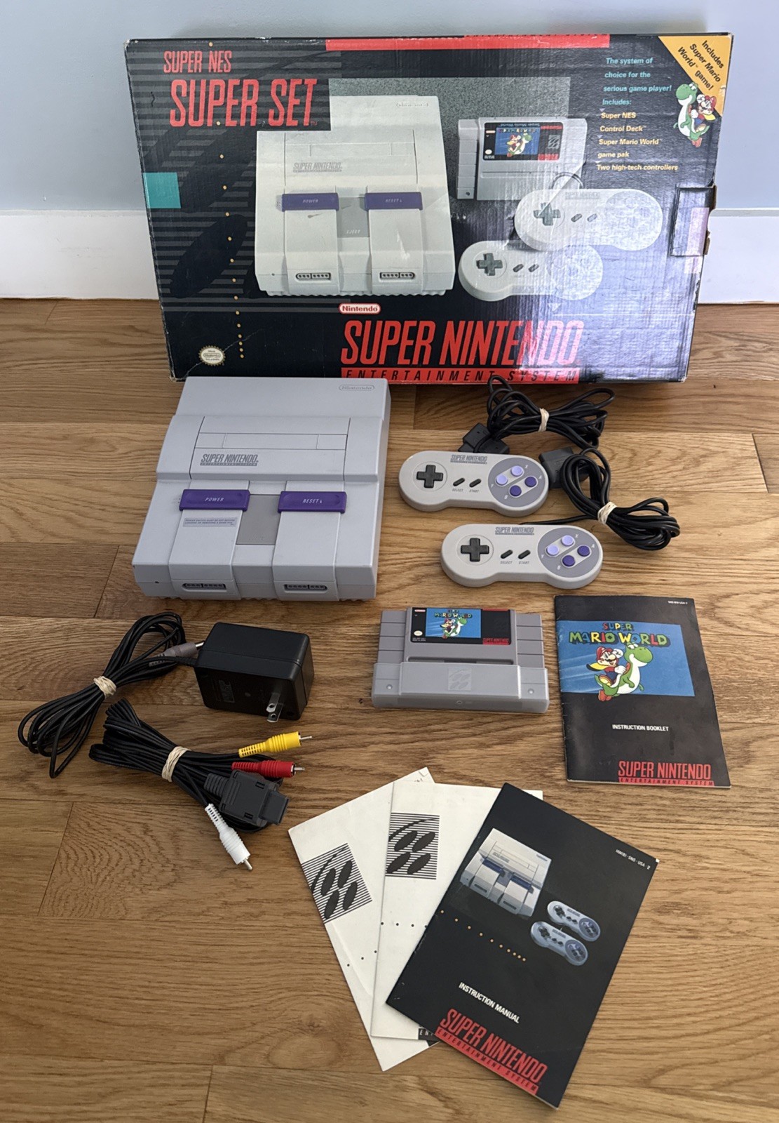 Super Nintendo SNES Super Set CIB Console w/ Box, Super Mario World, OEM Control
