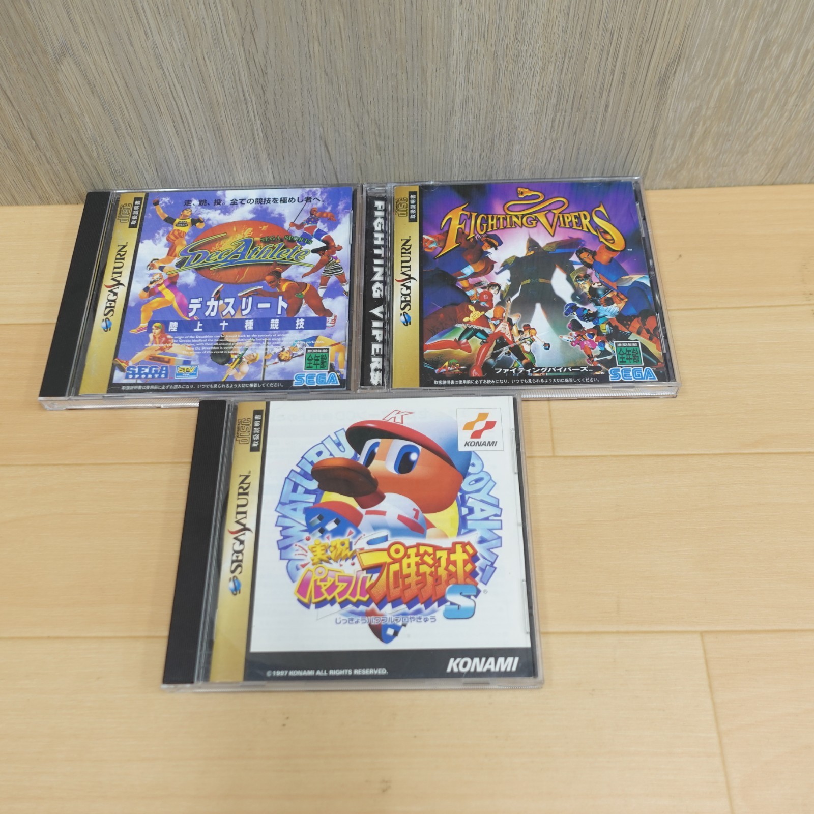 SEGA SATURN CONSOLE bundle with 2 controllers & 6 games Japan NTSC-J tested