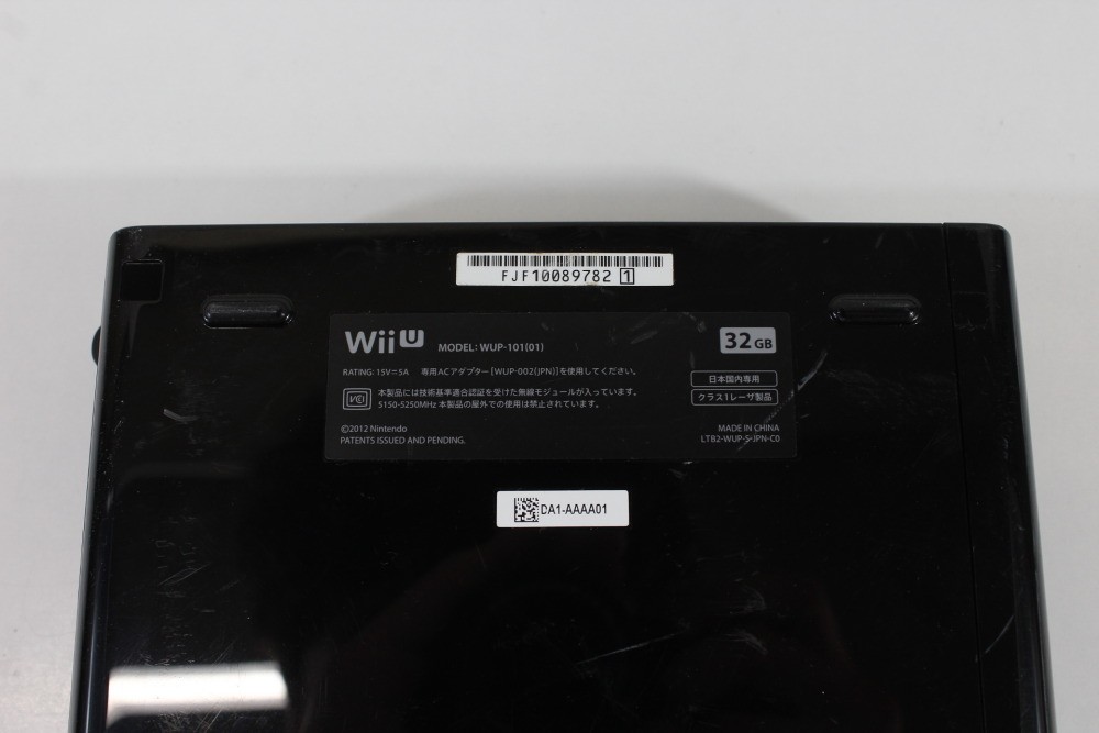 Nintendo Wii U Black Console 32GB AC Gamepad Stand Charger NTSC-J Japan TESTED 2
