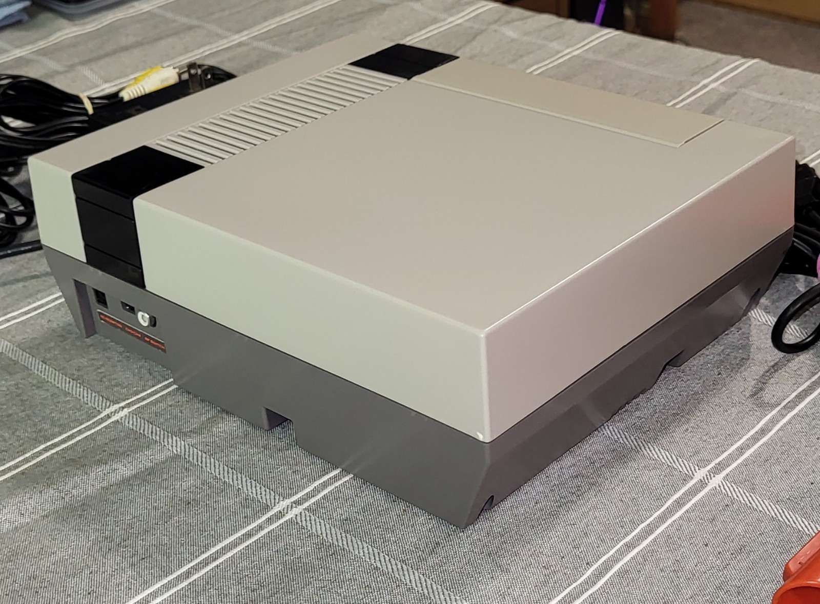 Nintendo Entertainment System (NES-001) Console Bundle – Clean Tested & Working