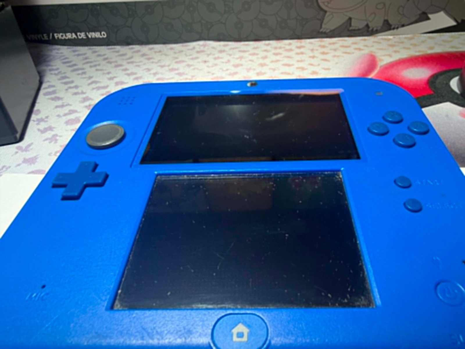 Nintendo 2DS Launch Edition Blue and Black Handheld System – Blue/Black Used