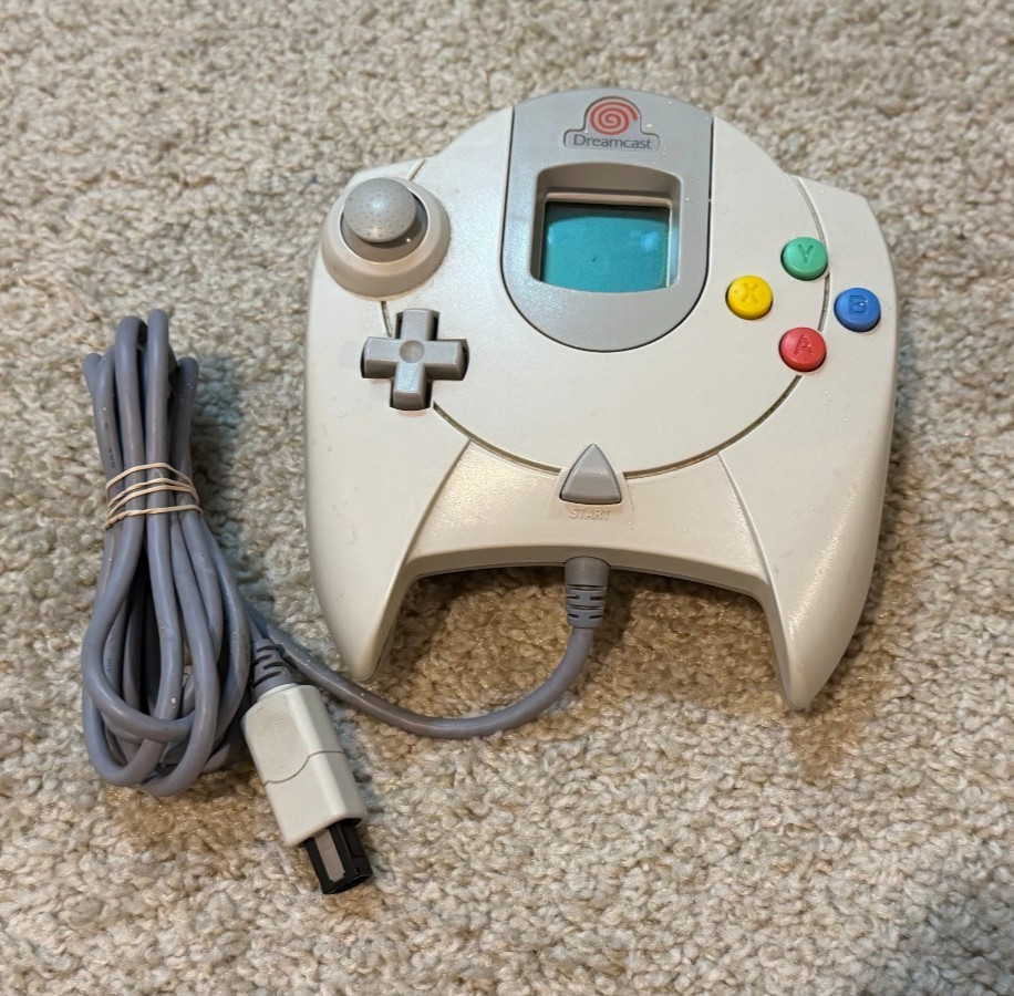 Sega Dreamcast Clear Console HKT-3020 w/ Controller & VMU