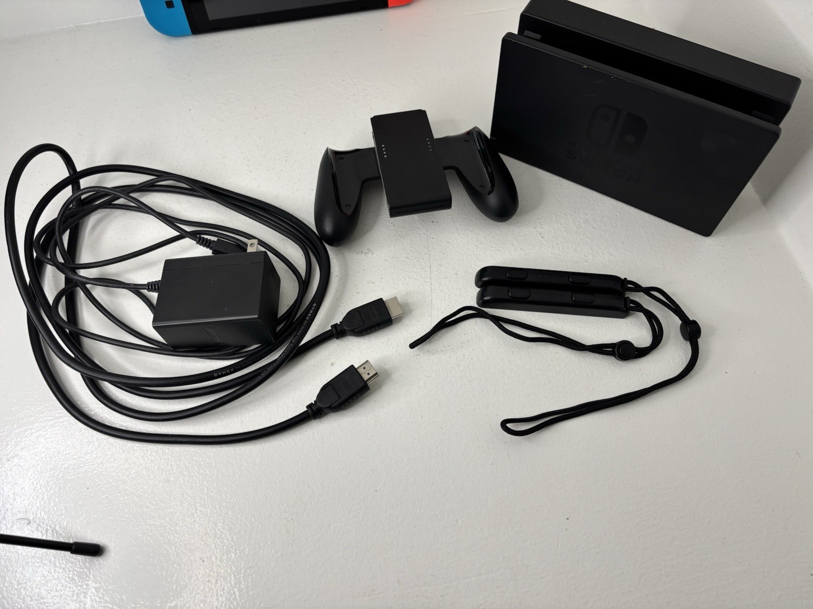 Nintendo Switch Console Bundle HAC-001(-01) Used Needs Repair/Read Description