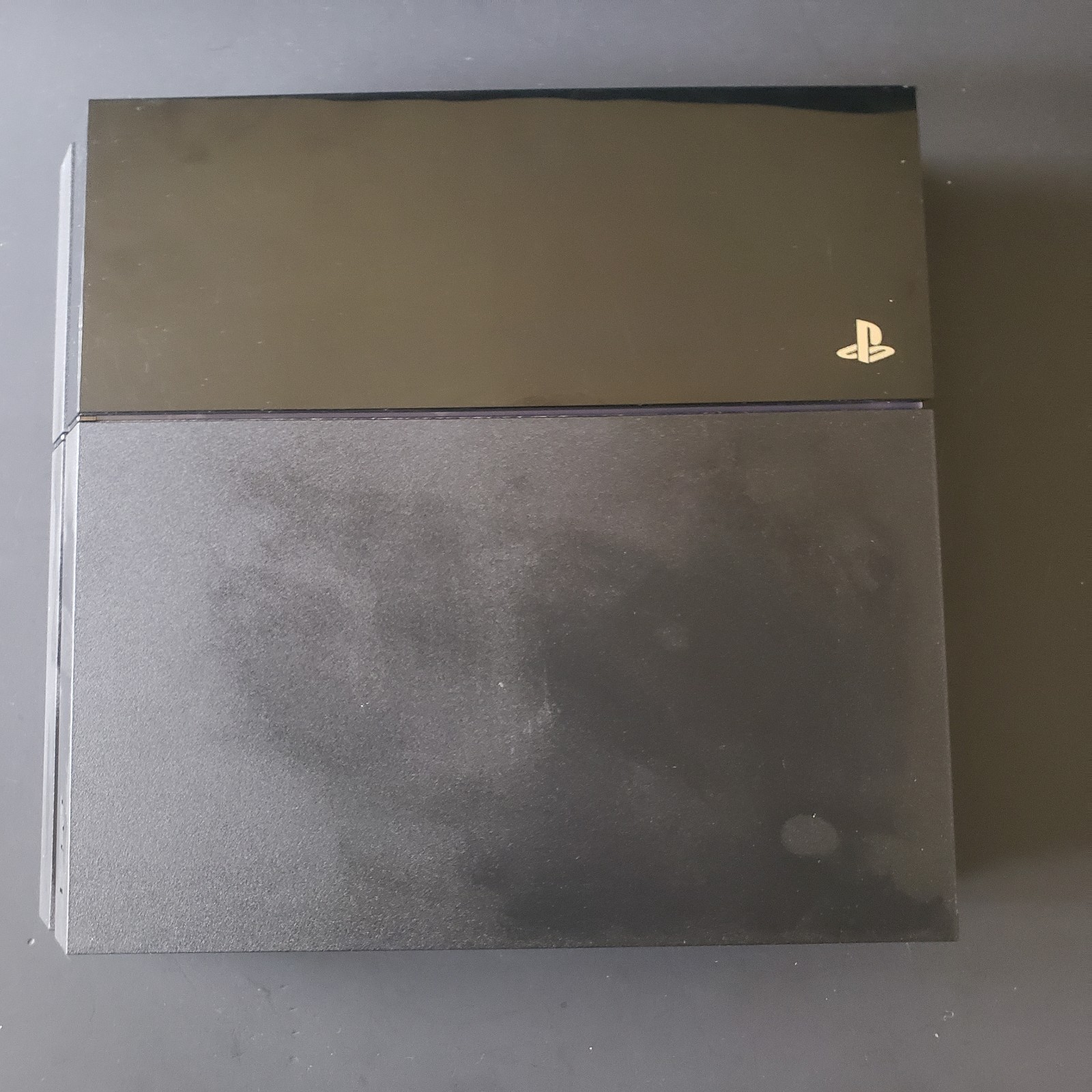 Sony PlayStation 4 PS4 500GB Console CUH-1115A Only AS IS DOES NOT STAY POWERED