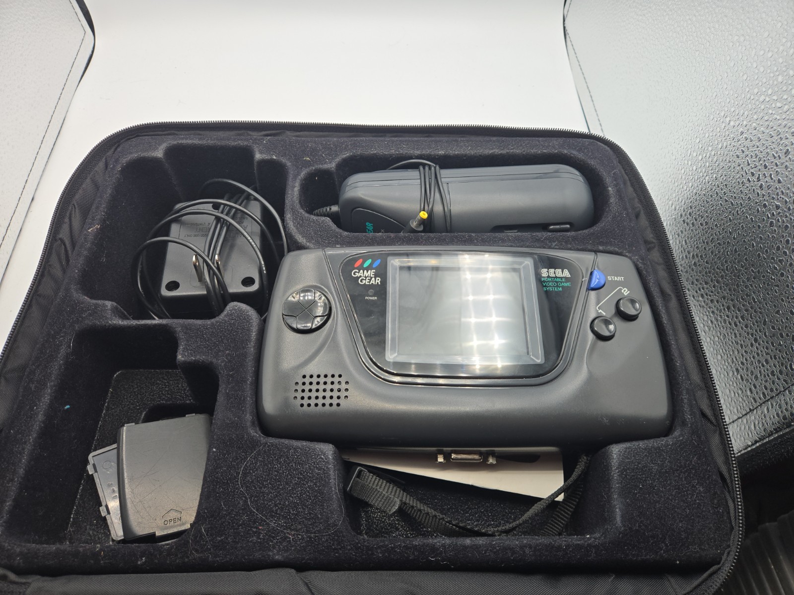 🔥 SEGA Game Gear Handheld System For Repair or Parts with Bag & Accessories