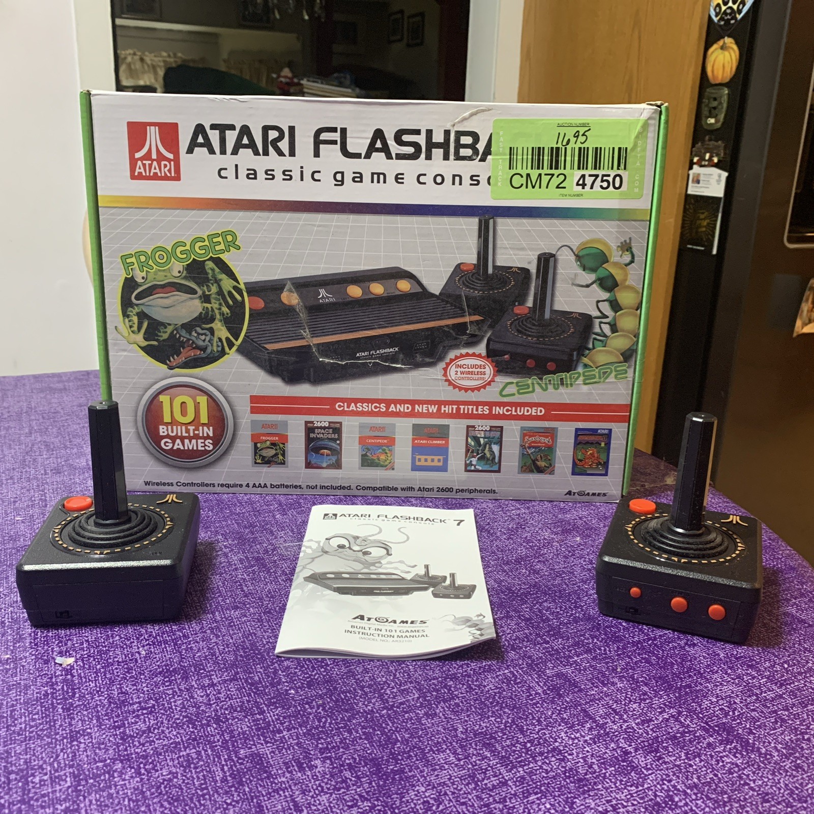 Atari Flashback 7 Classic Game Console 101 Built-in Games Wireless Controllers