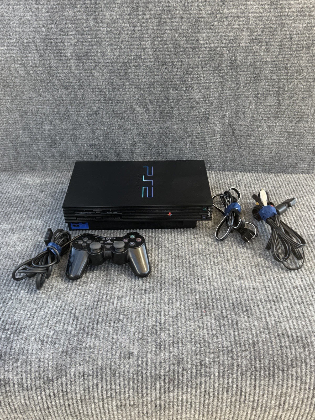 Sony PlayStation 2 PS2 Fat Console Bundle SCPH-35001