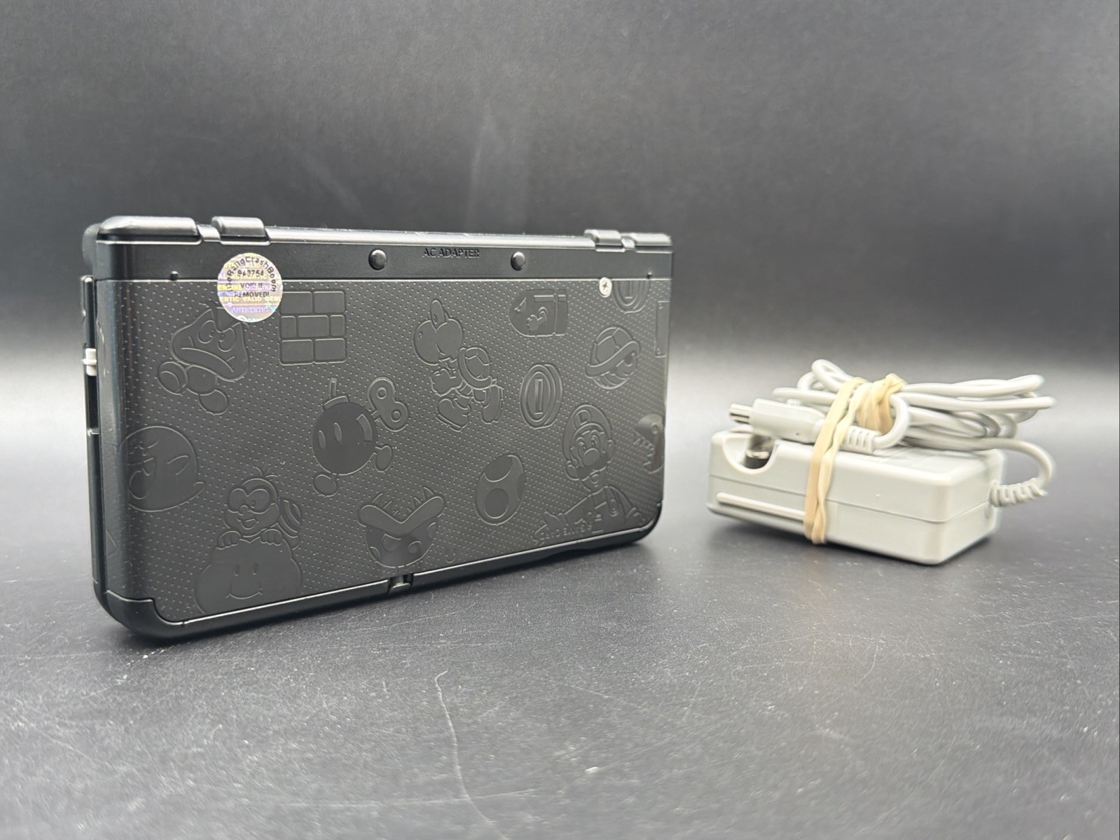 Nintendo 3DS Original Super Mario Edition 4GB Handheld System – Black •CLEAN!•