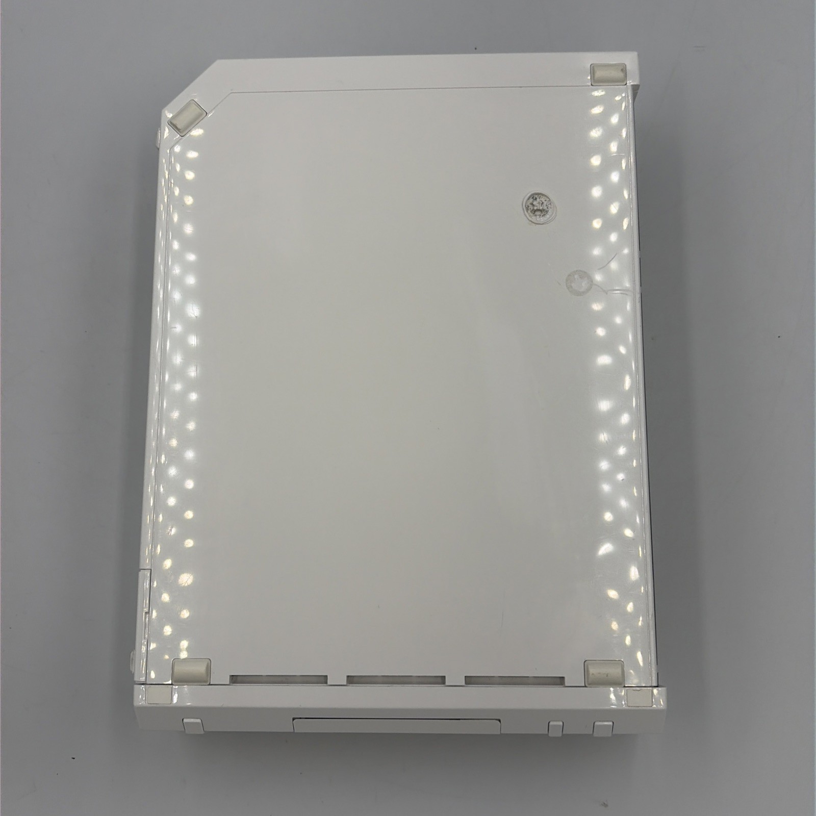 Nintendo Wii RVL-001 White Console Bundle – 512MB – Includes 2 Controllers