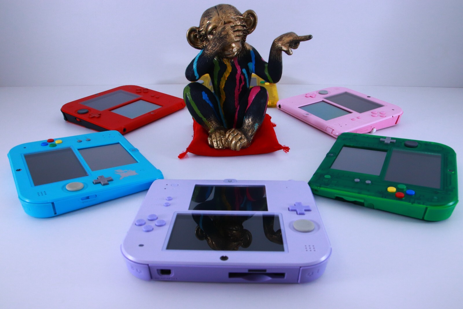 Nintendo 2DS Choice Variation Color & 3Rank With Charger
