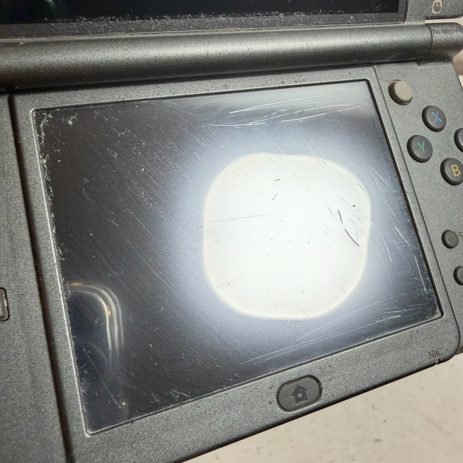 Nintendo New 3DS XL Metallic Black Dual LCD Display Handheld Gaming Console