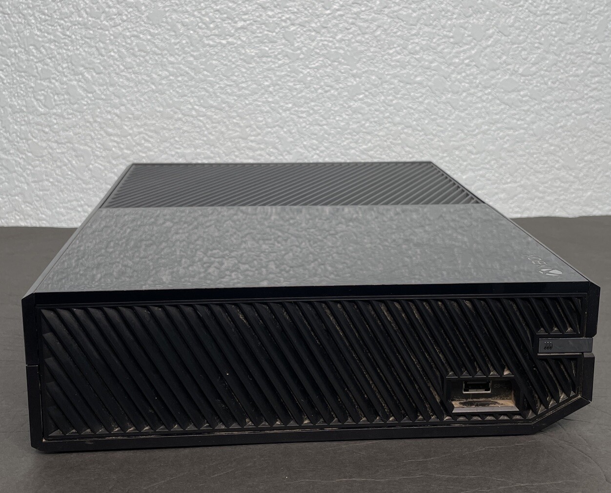 Microsoft Xbox One Black Console With Kinect Motion Sensor & Power Cords TESTED